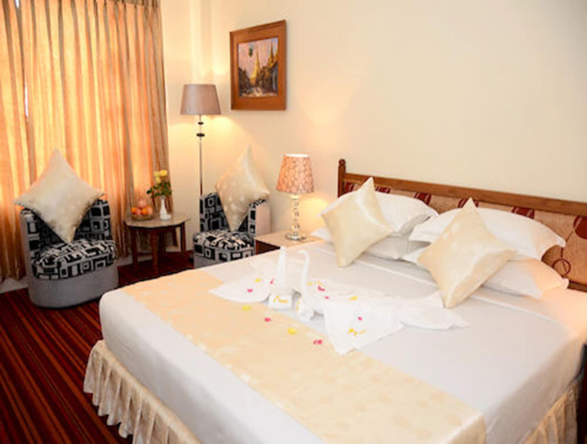 Reno Hotel Γιανγκόν Εξωτερικό φωτογραφία