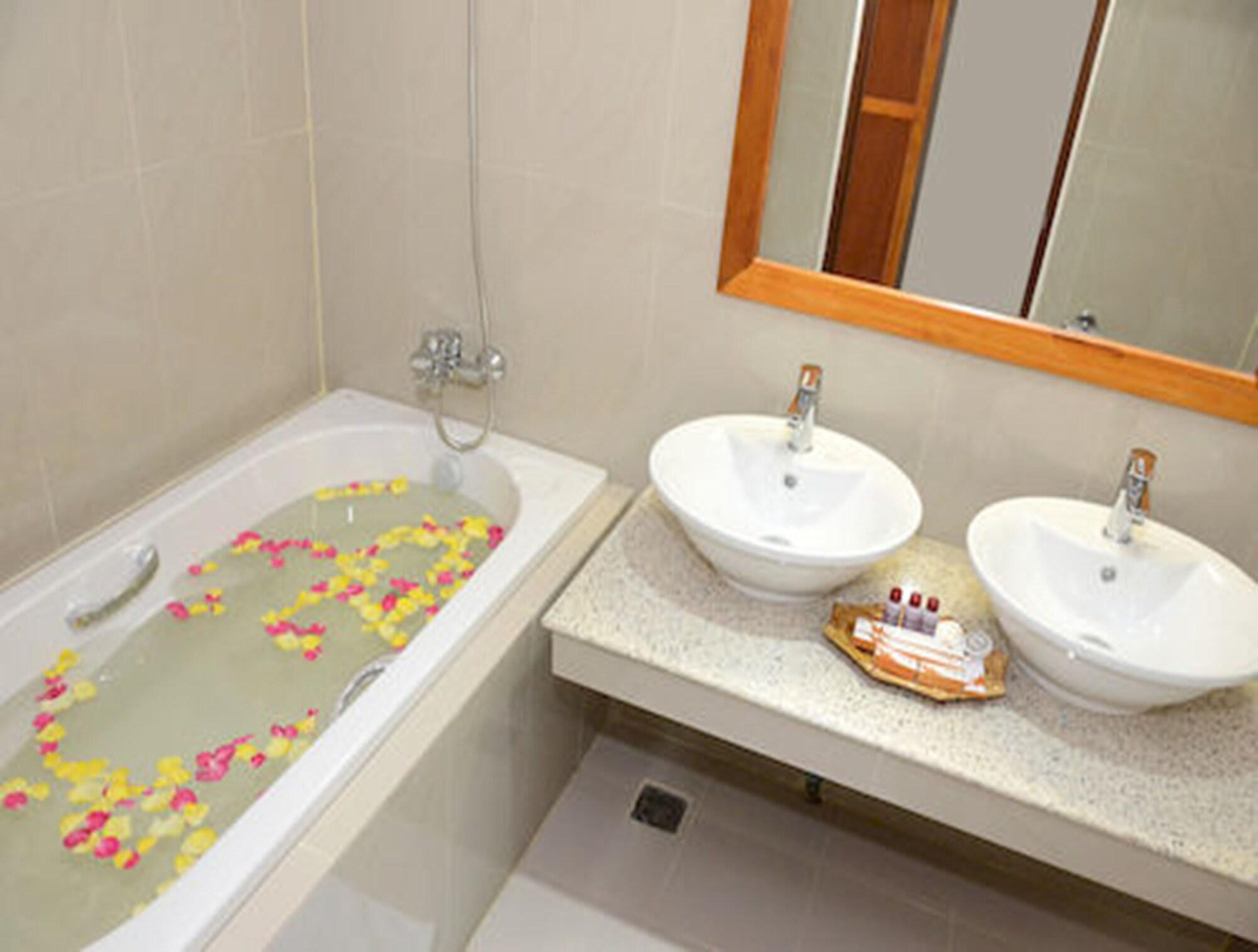 Reno Hotel Γιανγκόν Εξωτερικό φωτογραφία