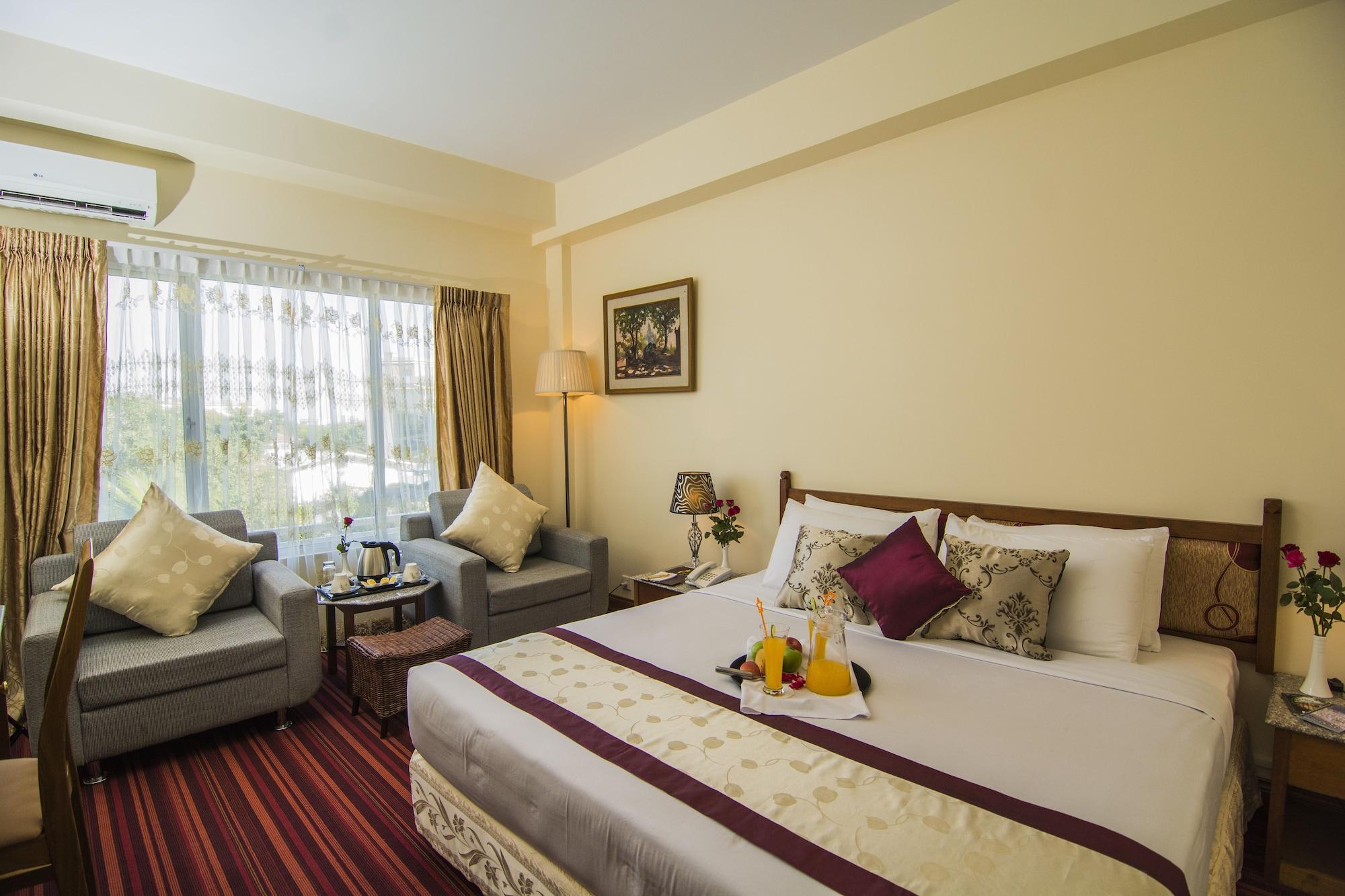 Reno Hotel Γιανγκόν Εξωτερικό φωτογραφία